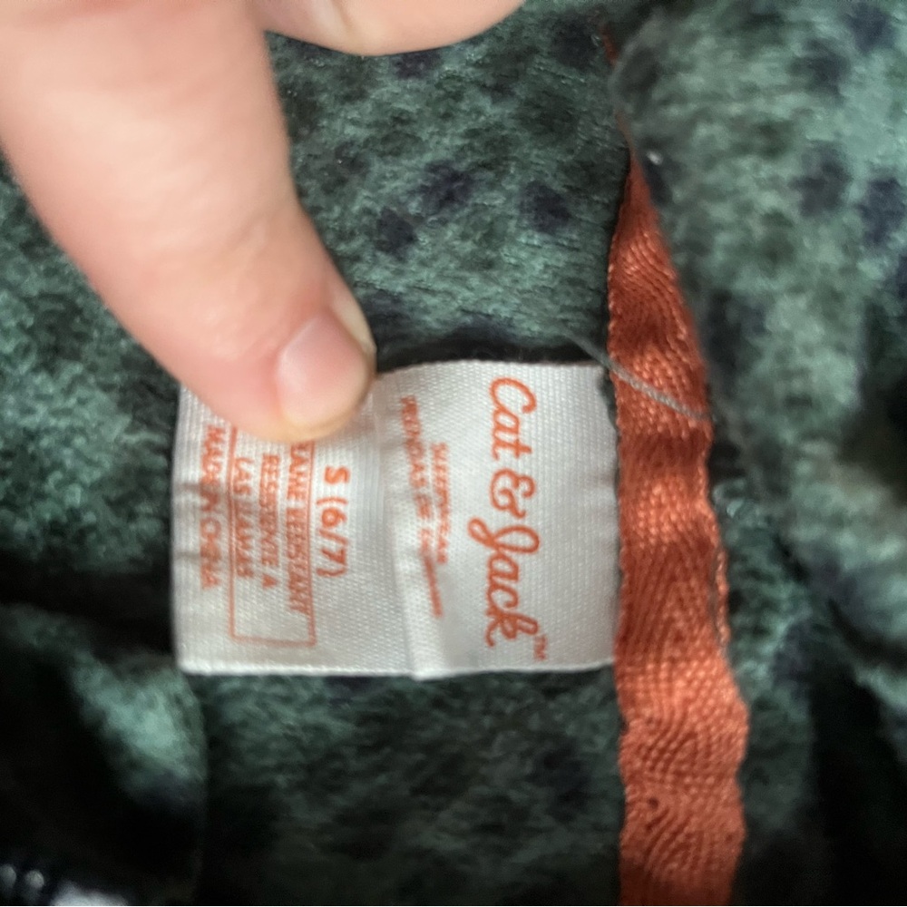 Cat & Jack Kids Green dinosaur pajamas